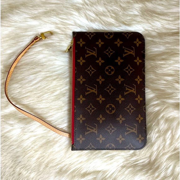 Like New*Authentic**Louis Vuitton neverfull MM Pochette - Picture 12 of 16